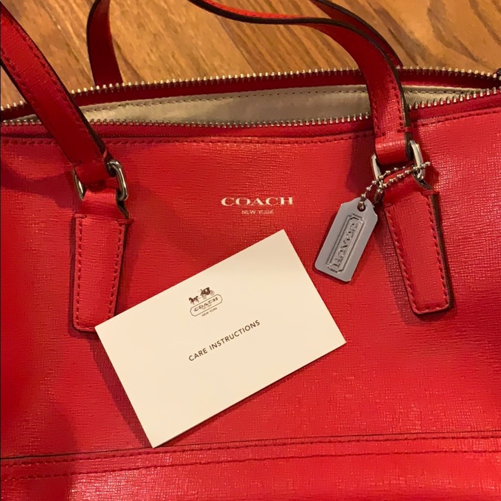 Coach red crossbody purse - Picture 5 of 5